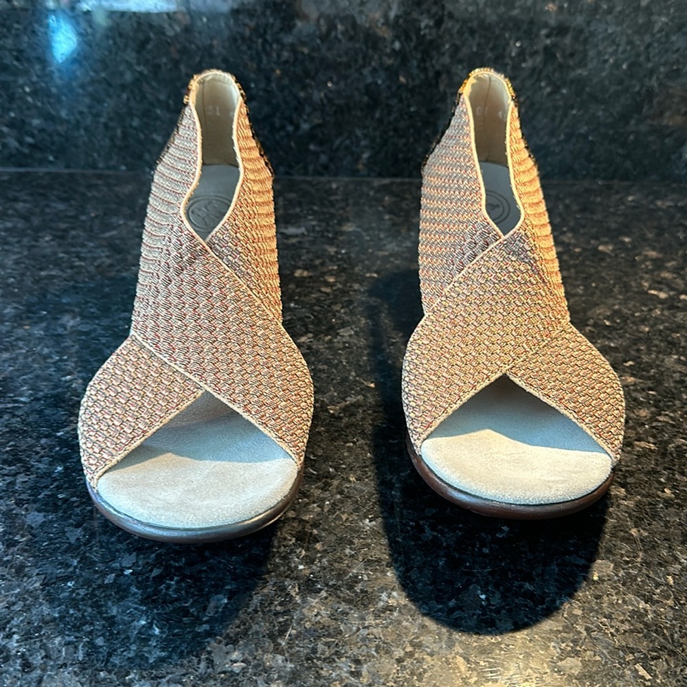 Charleston Shoe Company size 10 dressy sandal